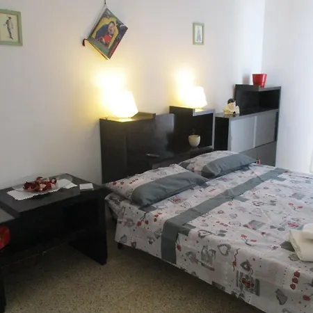 Bed & Breakfast Alla Piazza *